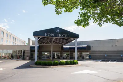 Photo 2 - The Hope Hotel and Richard C. Holbrooke Conference Center