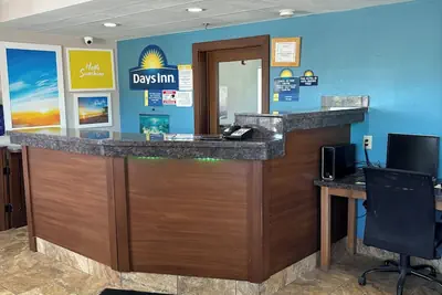 Photo 3 - Days Inn by Wyndham Ames