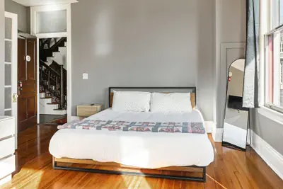 Photo 5 - Hassinger Daniels Guest House
