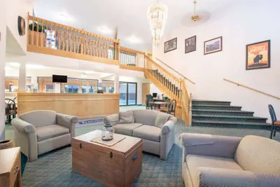 Photo 3 - Travelodge by Wyndham Spearfish