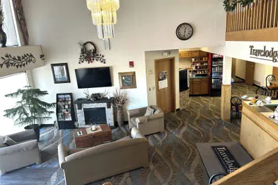 Photo 4 - Travelodge by Wyndham Spearfish