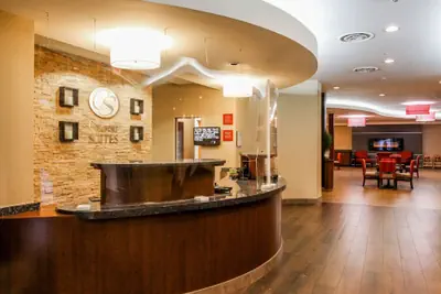 Photo 5 - Comfort Suites At Virginia Center Commons