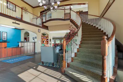 Photo 3 - Best Western Texas City