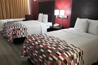 Photo 2 - Red Roof Inn Kenner – New Orleans Airport NE