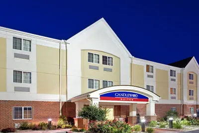 Photo 2 - Candlewood Suites Merrillville by IHG