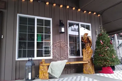 Photo 3 - Chalet Motel Whitefish