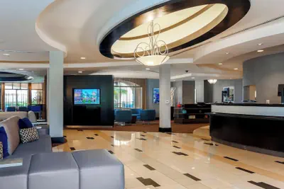 Photo 3 - Courtyard by Marriott San Diego Airport/Liberty Station