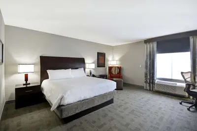 Photo 4 - Hilton Garden Inn Toledo Perrysburg