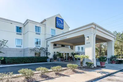 Photo 2 - Sleep Inn & Suites University/Shands