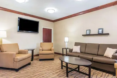 Photo 5 - Sleep Inn & Suites University/Shands