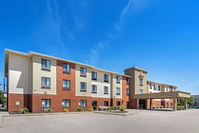 Photo 2 - Comfort Suites Merrillville near US 30