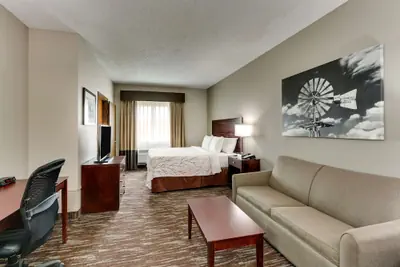 Photo 5 - Best Western Plus University Inn & Suites