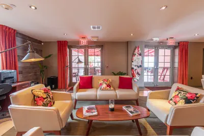 Photo 4 - Daddy O Hotel