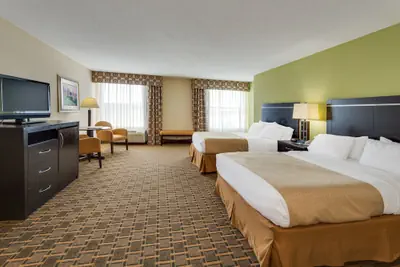 Photo 3 - Holiday Inn Statesboro-University Area by IHG