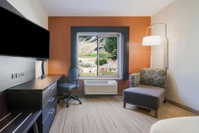 Photo 3 - Holiday Inn Express Hotel & Suites Custer by IHG