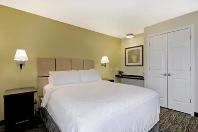 Photo 5 - Candlewood Suites Indianapolis - South by IHG