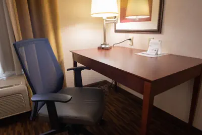 Photo 3 - Holiday Inn Express Yreka-Shasta Area by IHG
