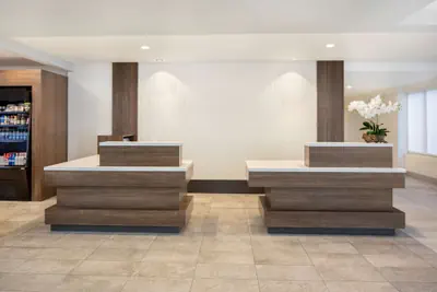 Photo 4 - Hilton Garden Inn Miami Airport West