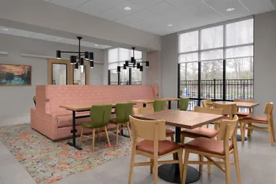 Photo 4 - Hampton Inn Crossville