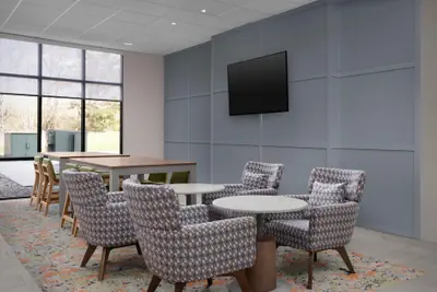 Photo 3 - Hampton Inn Crossville