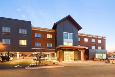 Photo 2 - Country Inn & Suites by Radisson, Flagstaff Downtown, AZ