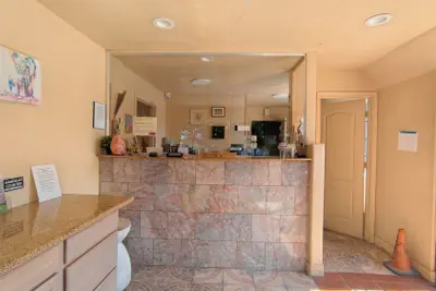 Photo 4 - Executive Inn & Suites San Marcos, TX