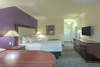 Photo 4 - La Quinta Inn & Suites by Wyndham Loveland/Estes Park