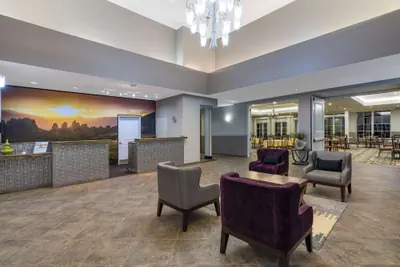 Photo 2 - La Quinta Inn & Suites by Wyndham Loveland/Estes Park