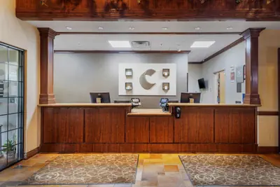 Photo 3 - Comfort Suites Marshall