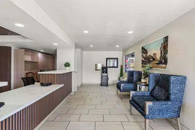 Photo 4 - Econo Lodge Stockton near I-5 Fairgrounds