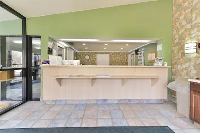 Photo 4 - Mentor Home Inn