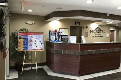 Photo 4 - Microtel Inn & Suites by Wyndham Lithonia/Stone Mountain