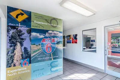 Photo 3 - Motel 6 Ardmore, OK