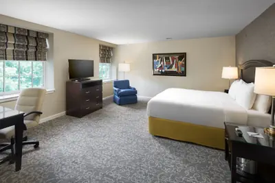 Photo 5 - Andover Inn