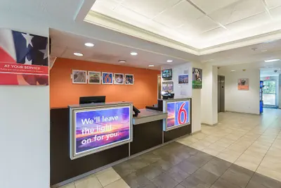 Photo 3 - Motel 6 Columbia, SC - Fort Jackson Area