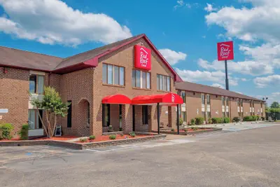 Photo 2 - Red Roof Inn Roanoke Rapids