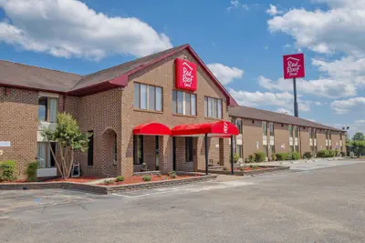 Photo 2 - Red Roof Inn Roanoke Rapids