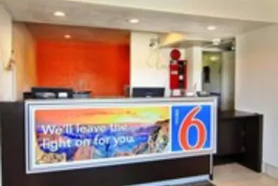 Photo 5 - Motel 6 Kingsville, TX