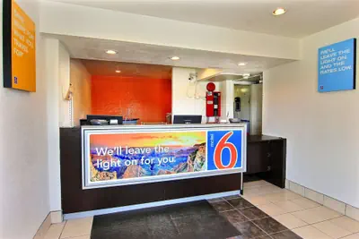 Photo 4 - Motel 6 Kingsville, TX