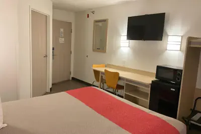 Photo 5 - Motel 6 Jackson Airport, Pearl