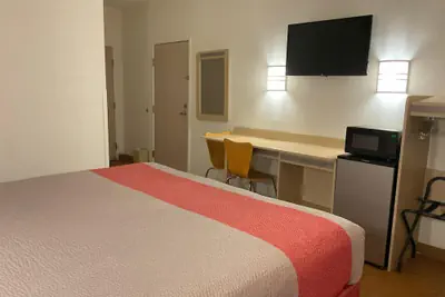 Photo 4 - Motel 6 Jackson Airport, Pearl