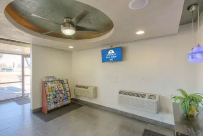 Photo 4 - Americas Best Value Inn Amarillo Airport