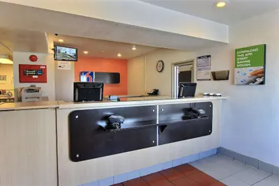 Photo 3 - Motel 6 Corpus Christi, TX - East - North Padre Island