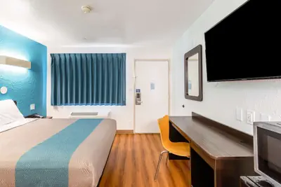 Photo 5 - Motel 6 Valdosta, GA - University