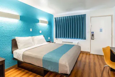 Photo 3 - Motel 6 Valdosta, GA - University