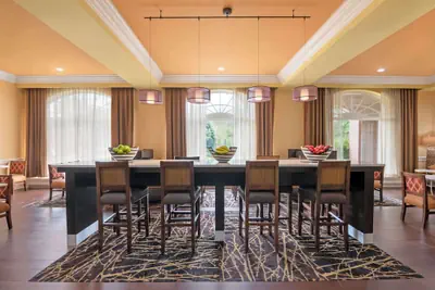 Photo 5 - Hampton Inn & Suites Stamford