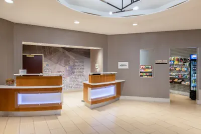 Photo 4 - SpringHill Suites by Marriott Portland Airport