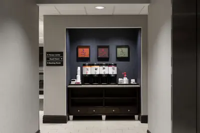 Photo 4 - Hampton Inn by Hilton Troy