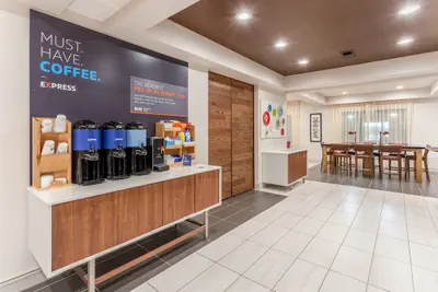Photo 3 - Holiday Inn Express & Suites O'Fallon/Shiloh by IHG