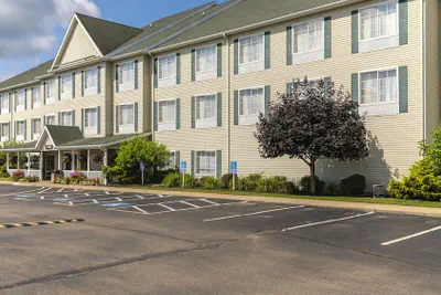 Photo 2 - Coshocton Village Inn and Suites
